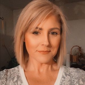 Meet your Posher, Stacy